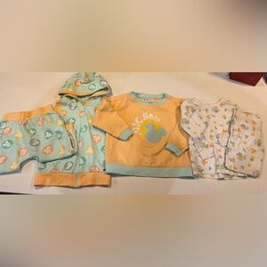 Disney Multicolor Mickey Mouse set - Monica and Andy 3T Bundle